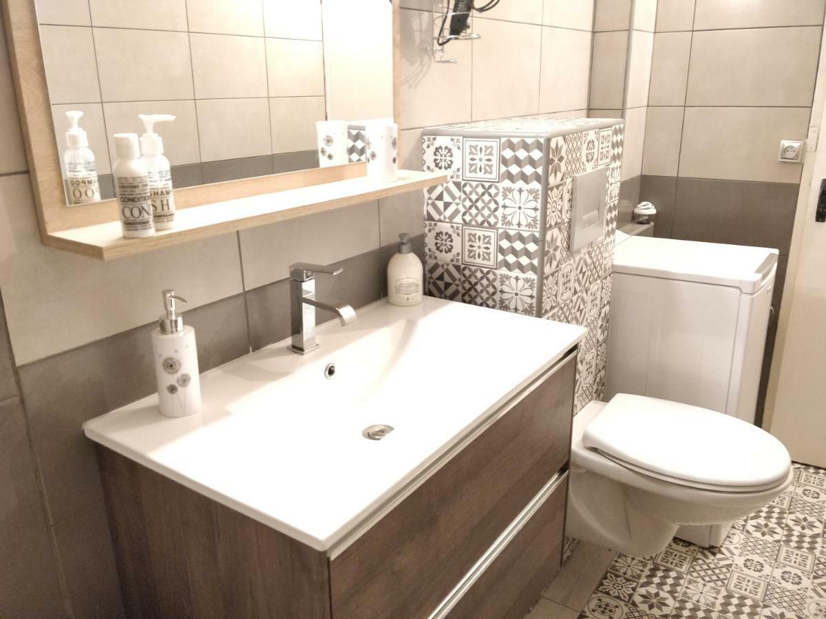 Apartamento LesClésDuBonheur, 47m2-Terrasse privative&Parking-RER B TGV 10min-Orly 20min by B4W Massy  Exterior foto
