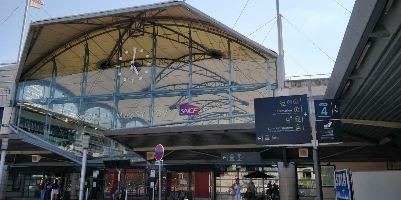 Apartamento LesClésDuBonheur, 47m2-Terrasse privative&Parking-RER B TGV 10min-Orly 20min by B4W Massy  Exterior foto